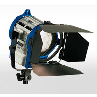 Arri Compact 200 HMI Fresnel Light with 441 Lens 200 Watt 70 Volt Supply Voltage 6000K