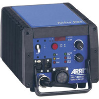 Arri Compact 2500 HMI Fresnel Light with 99 Lens 1 200 Watt 115 Volt Supply Voltage 6000K