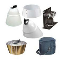 Arri 150 / 300 / 650 Tungsten Fresnel Lighting Kit with 5 Fresnels, Bulbs and Accessories, 1,900 Watts, 120 Volts AC.