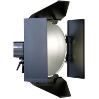 Photogenic DigiLight Continuous 500 watt Photoflood Light with Quick Change Release Mechanism for Accessories.