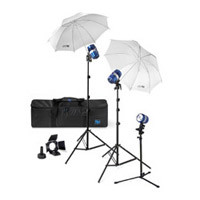 Smith Victor K78 1850 Watt Quartz Professional Portrait Lighting Kit with 2 765 UM amp 1 750 SG Lights  696 Pro Lighting Case