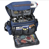 Tamrac 606 Zoom Traveler 6, Shoulder Bag for Small 35mm or Digital SLR Camera Systems, Gray.