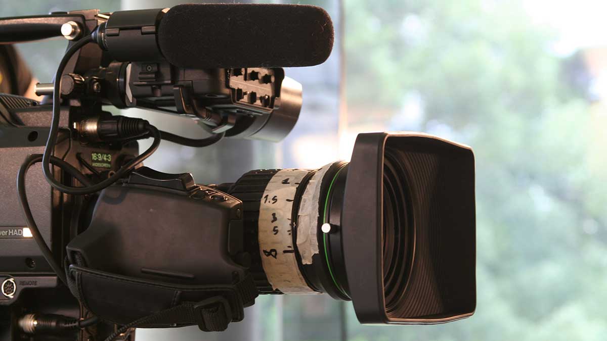 Buying Guide Cameras for Student Filmmakers Expert photography blogs