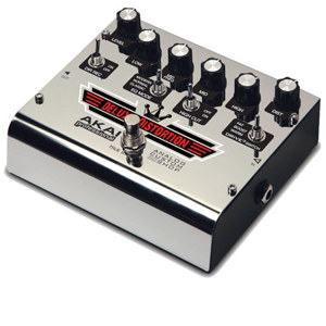 Akai Deluxe Distortion Guitar Effects Pedal DELUXE DISTORTION