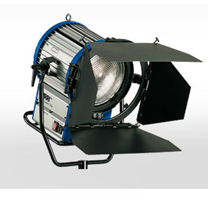 Arri Compact 2500 HMI Fresnel Light 525205