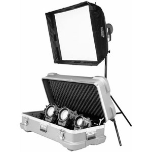  Arri Softbank I Tungsten Fresnel & Quartz Lighting Kit with 4 Lights, Bulbs and Accessories, 2,600 Watts, 220 Volts AC. 