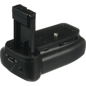 Image :  Bower Professional Battery Grip for Nikon D3100 / D3200 / D5100 / D5200 / D5300 