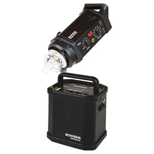  Bowens Gemini 500R, 500 watt Second Monolight with Modeling Lamp & Flash Tube, 117 volt, S-type Reflector Mount - PocketWizard Compatible - Bundle With Large TravelPak 