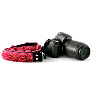 Capturing Couture Hot Pink Organza 1.5in Camera Strap: Picture 1 regular