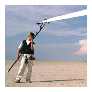  Sunbounce SunSwatter Super Saver Starter Kit with Big 6x8' Frame & Translucent Textile with 2/3 Stop Light Reduction 