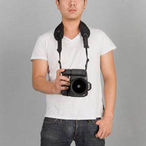 Crumpler The Convenient Disgrace Neck Strap, Black: Picture 1 regular