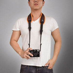 Crumpler The Industry Disgrace Strap, Black/Brown/Orange: Picture 1 regular
