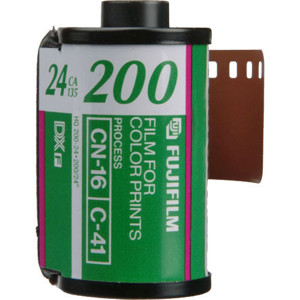 Fujifilm Fujicolor 200 Color Negative Film ISO 200 01010222