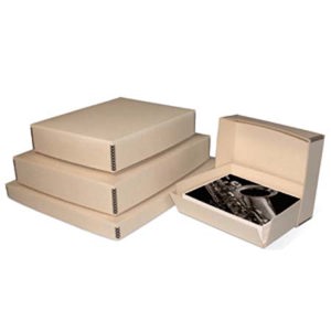 Print File Tan Drop-Front Metal Edge Box 20.5x24.5x1.5in: Picture 1 regular