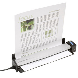  Fujitsu ScanSnap S1100 Color Mobile Scanner, 600dpi Resolution, USB Powered, 7.5 Seconds Per Page, PC and Mac Compatibility 