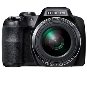 Fujifilm S8200: Picture 1 regular