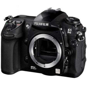 Fuji Finepix S5 Pro Digital Slr Body: Picture 1 regular