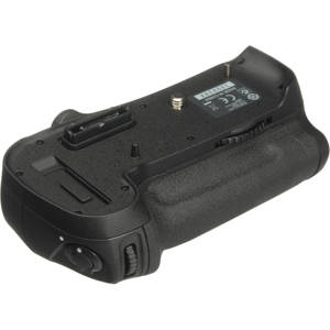 Image :  Nikon MB-D12 Multi Battery Power Pack / Grip for D800 and D810 Digital Cameras 