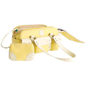 Jill.e 769350 Weatherproof Yellow Nylon Camera Bag: Picture 1 regular