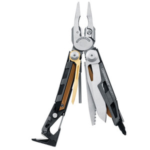  Leatherman MUT Multi-Tool with MOLLE Sheath 