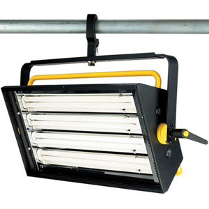  Lowel Fluo-Tec 450, Four Tube Fluorescent Softlight, Dimmable, 230VAC 