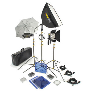  Lowel Tota/Omni  44 Kit, Quartz Lighting Outfit with TO-83 Case. 
