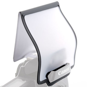  LumiQuest Soft Screen, a Diffusion Sheet for On-Camera Pop-up Flashes. 