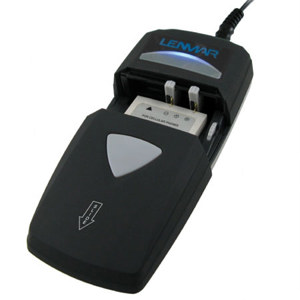 Lenmar Universal Charger f/Li-Ion,nMh,Nicd,AA/AAA Cells: Picture 1 regular