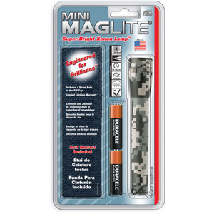  MagLite Mini 2-Cell AA Incandescent Flashlight with Holster, Universal Camo 