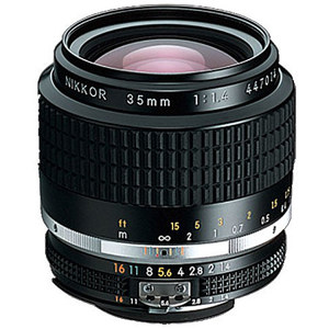 Nikon 35mm F/1.4: Picture 1 regular