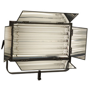  Smith-Victor FL-220, 4 Tube 220 watt, 5600K Fluorescent Light Bank with Dimmers, 55 watts per Tube 