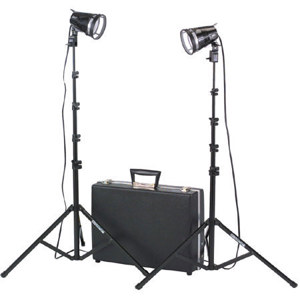  Smith-Victor K102 2 700SG Quartz Light, 1200-Watt Location Kit with 650 Attache Carrying Case. 