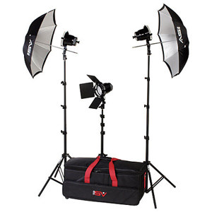  Smith-Victor K43 3 765UM Quartz Light, 1800-Watt Umbrella Lighting Kit with Light Cart on Wheels Carrying Case. 