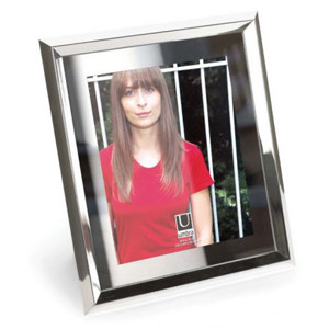 Umbra Duvell Molded Photo Frame for 5x7in Photo, Chrome: Picture 1 regular