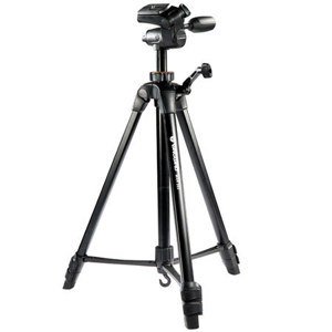  Vanguard MAK 263 Aluminum Alloy 3 Section Tripod with 3 Way Pan Head, Bubble level, Quick-Flip Leg Locks 