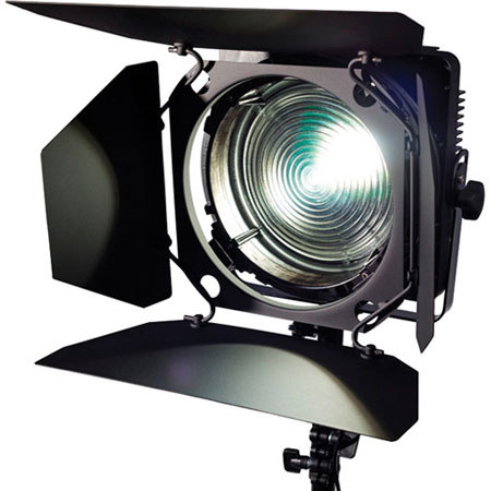 Zylight F8 LED Fresnel (Tungsten): Picture 1 regular