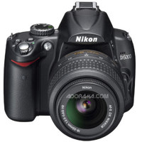 Nikon D5000 DX-Format 12.3 Megapixel Digital SLR Camera Kit with 18-55mm f/3.5-5.6G ED AF-S DX VR Zoom Nikkor Lens