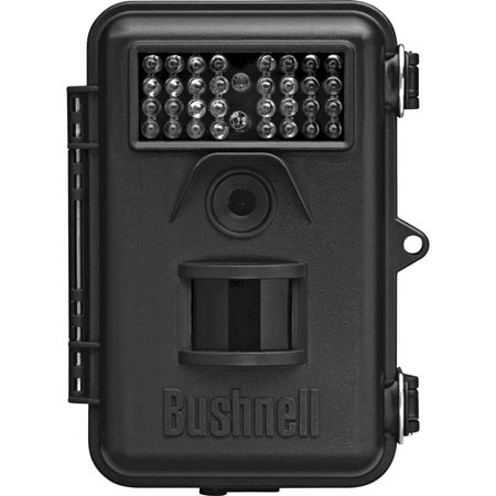 Bushnell Trophy Cam 8MP Night Vision Color LCD Digital Trail Camera, 45 Foot Night Vision Range, Up to 60 Sec Video Clip, Brown