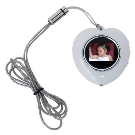 CTA Digital Heart Shape Digital Photo Frame Necklace (White)
