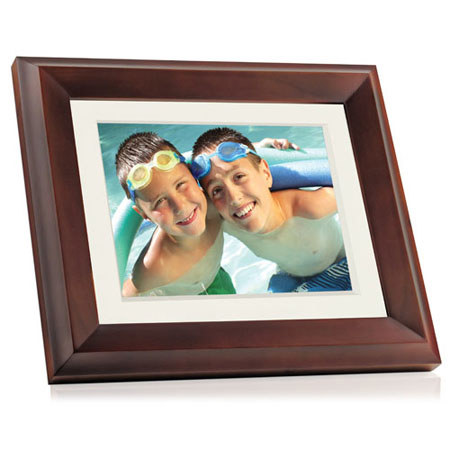 GiiNii GH-ADNM 10 inch All-in-One True Video Digital Picture Frame, 800 x 600 Resolution, 2GB Memory, 6-in-1 Card Reader image