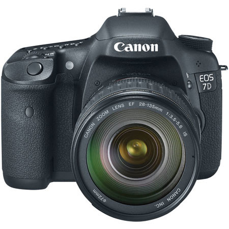 Canon EOS-7D Digital SLR Camera / Lens Kit with EF 28-135mm f/3.5-5.6 IS USM Standard Zoom Lens