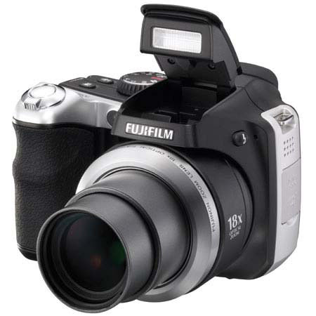 Fujifilm FinePix S8000FD Digital Camera, 8 MP, 18x Optical Zoom, 5.1x Digital Zoom, and 2.7" LCD Screen image