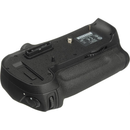 Nikon MB-D12, Multi Battery Power Pack / Grip for D800 Digital Camera