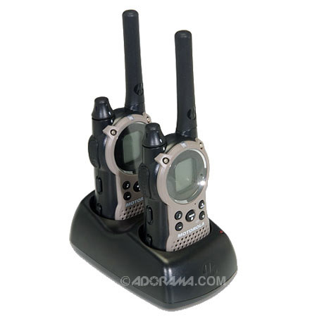 Motorola Talkabout T9680R Two Way Walkie Talkie Rechargeable Radio Set, 28 Mile Range, 22 Channels, Khaki/Black