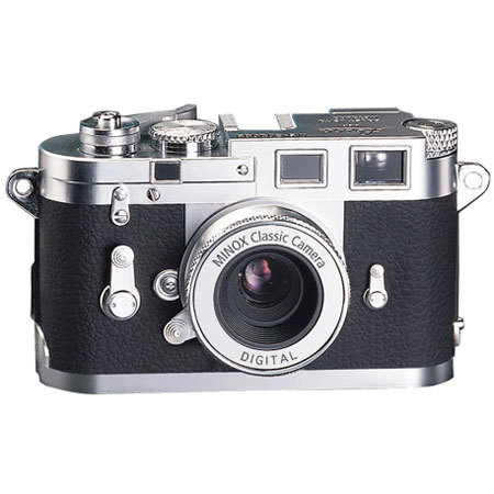Minox / Leica M3 Classic Digital Camera, 4.0 Megapixel, with Fixed 9.6 mm Lens, (48.36mm on 35mm). image