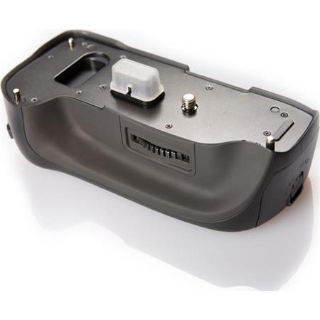 Phottix Premium Series BP-K20D Battery Grip for Pentax K10/K20D Digital Cameras