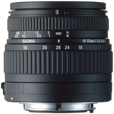 Sigma 18mm - 50mm f/3.5-5.6 DC Autofocus Aspherical Zoom Lens for the Maxxum &amp; Sony Alpha Mount. image