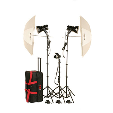 Smith-Victor KQ84 3 Light Ultra Quartz Location Light Kit with Accent Light, 45" White Umbrella (45W)