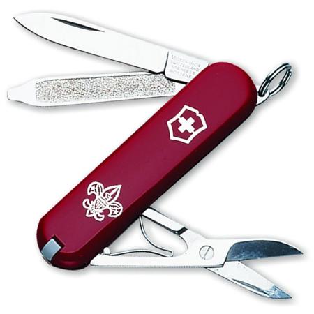 UPC 046928554317 product image for Swiss Army Boys Scouts of America Collection Classic SD Knife, Red | upcitemdb.com
