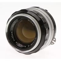 Nikon Nikkor-S 50mm f/1.4 Lens Picture